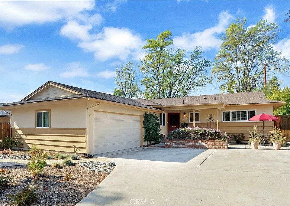1st image of 3035 Lansbury Ave