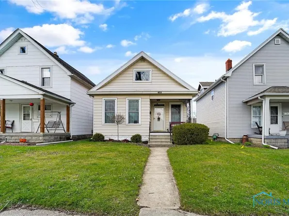 200 Elm St, Rossford, OH 43460