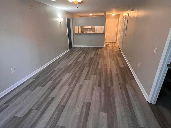 4th image of 1431 Collegiate Cir APT 101