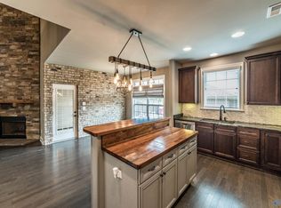 1002 Crescent Fls, Huntsville, AL 35806