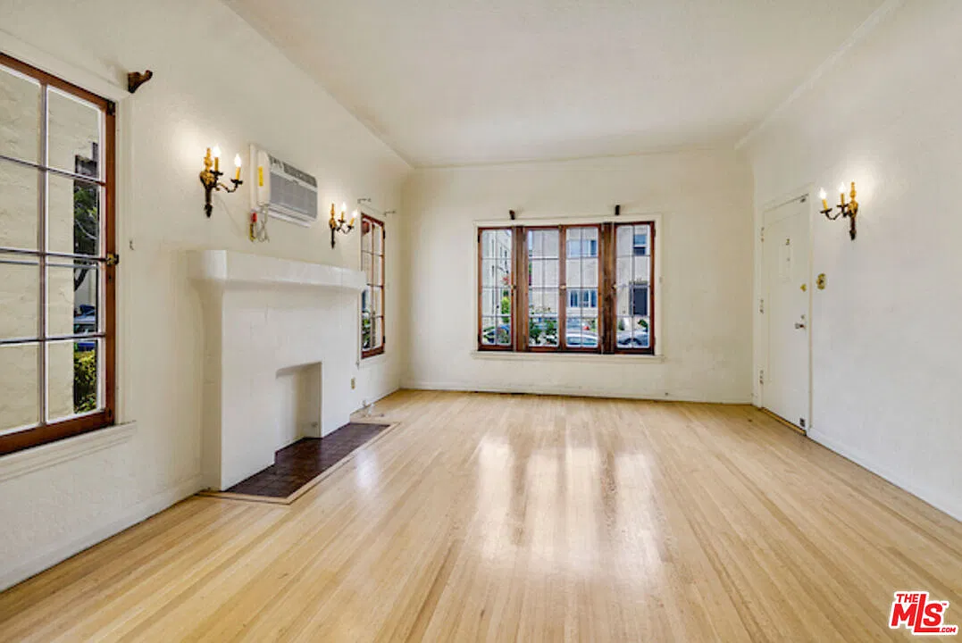2 bed, 1.0 bath, 1280 sqft, $3,550 — Photo 4