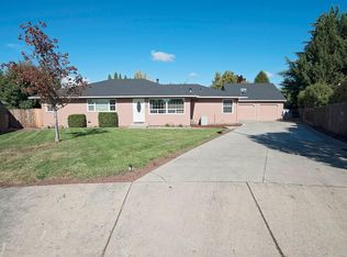 3109 Kingsgate Cir, Medford, OR
