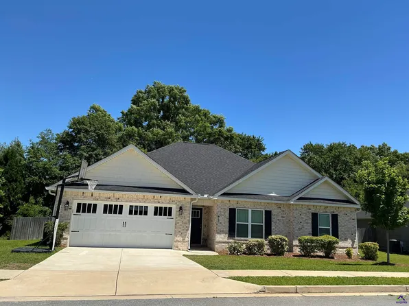 613 Broderick Cir, Warner Robins, GA 31088