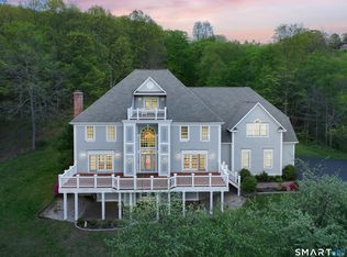 83 Bayberry Hill Rd, Avon, CT 06001