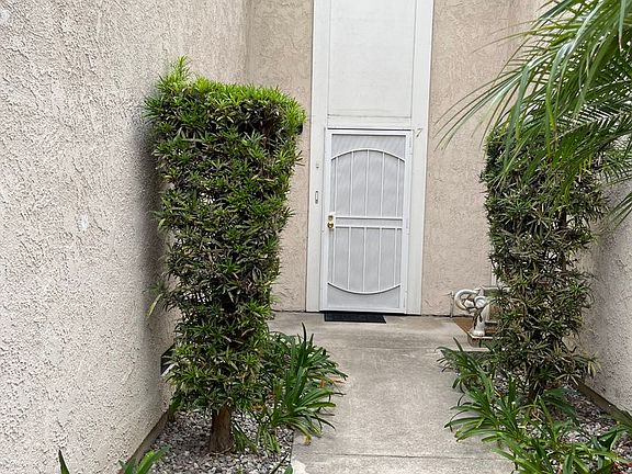 2nd image of 2504 W Orange Ave APT 7