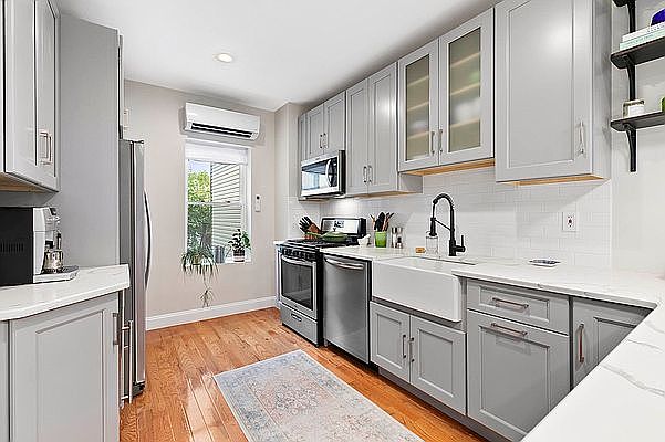 1st image of 851 Herkimer St #2