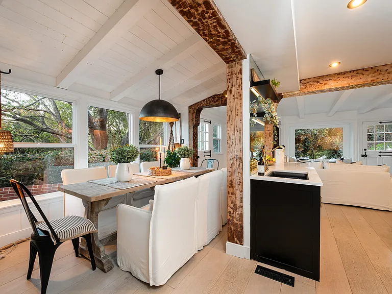 3100 Coldwater Canyon Ave — Photo 26