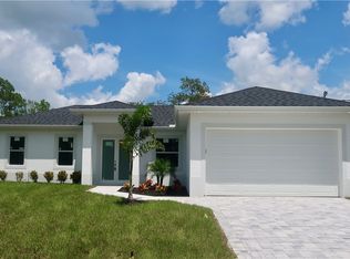 2605 E 18th St, Lehigh Acres, FL 33972