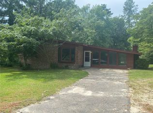 7608 Decatur Dr, Fayetteville, NC 28303