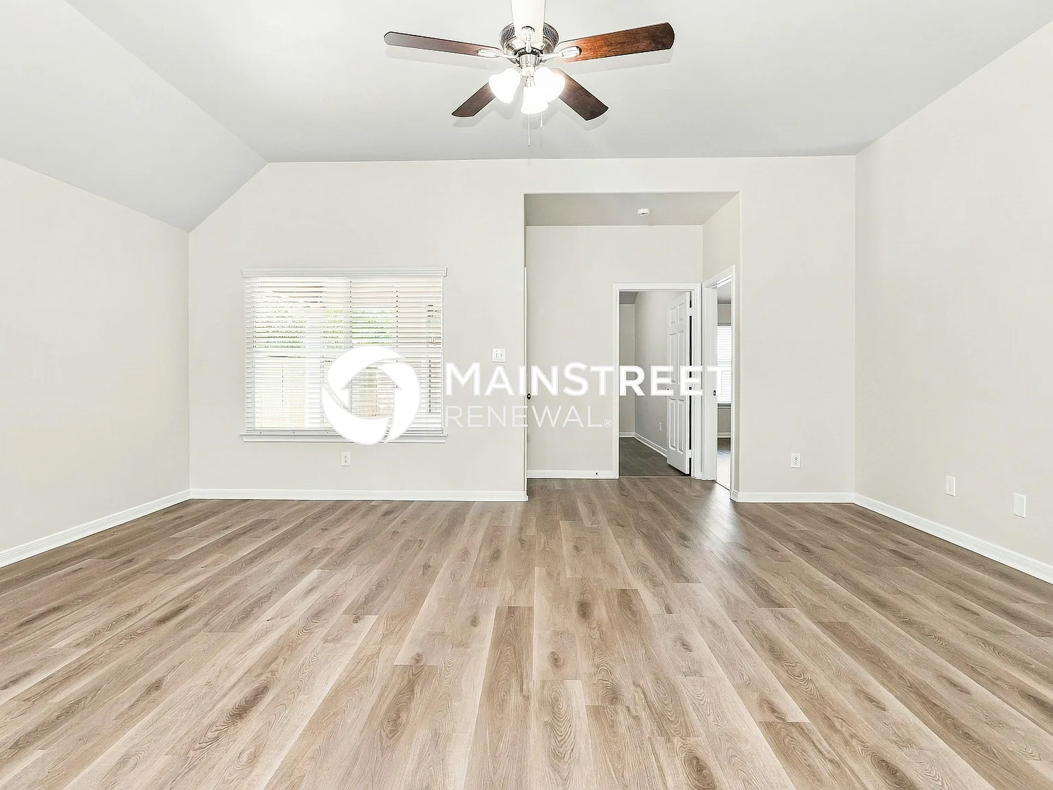 306 Broken Pine Ct — Photo 3