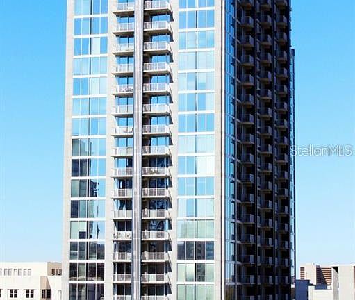 2nd image of 335-2 N Magnolia Ave