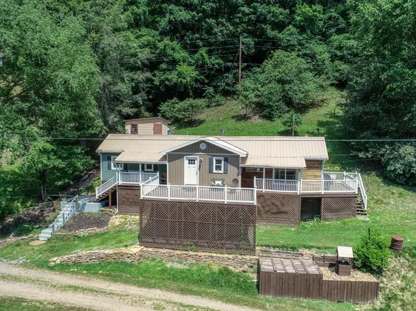 30095 N Fork River Rd, Saltville, VA 24370