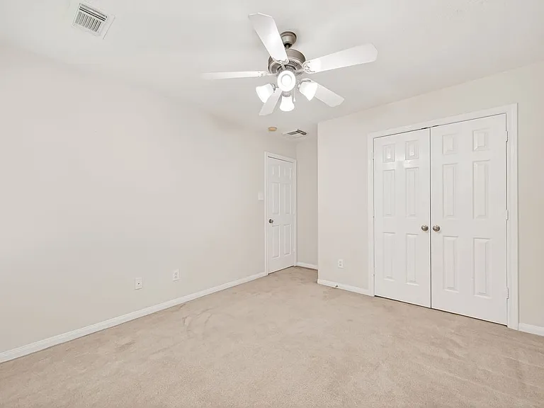 11 Nestlewood Pl — Photo 9