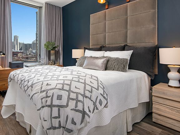 3rd image of 469 W Chicago Ave #1509