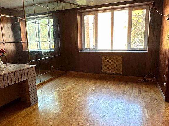 4th image of 1134 W Ritner St