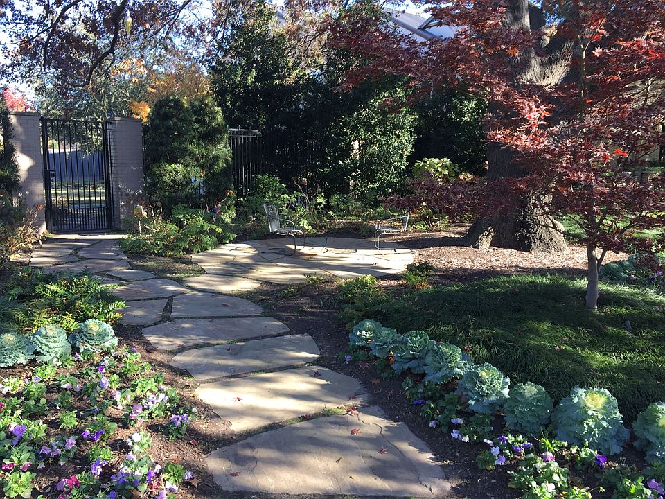 2nd image of 6223 Lupton Dr