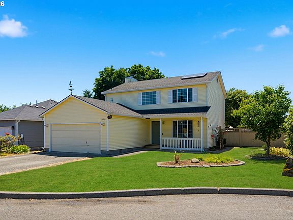 3rd image of 13505 NE 79th Cir