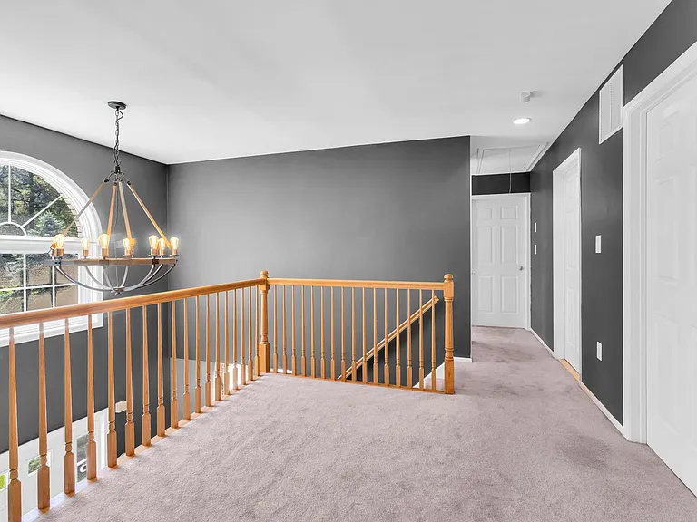 6 Marybeth Ct — Photo 25