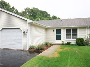 5927 Woodsong Way, Kalamazoo, MI 49009