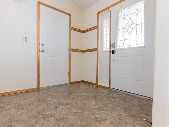 2nd image of 711058 S Range Rd #64-5