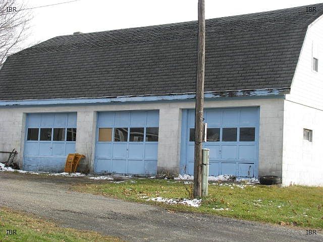 2nd image of 6513 Frazier Rd