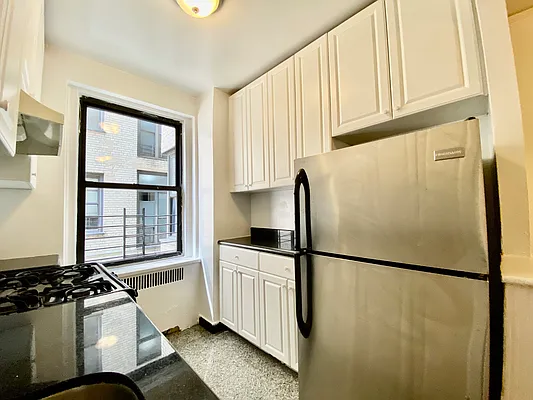 Rented by Compass | media 6