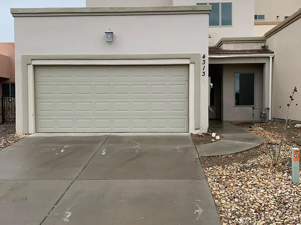 4313 Levante Dr