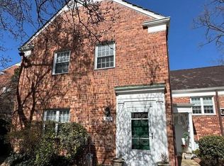 3623 Gunston Rd, Alexandria, VA 22302