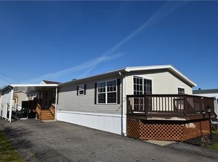 6273 Stillmeadow Way, Williamson, NY 14589
