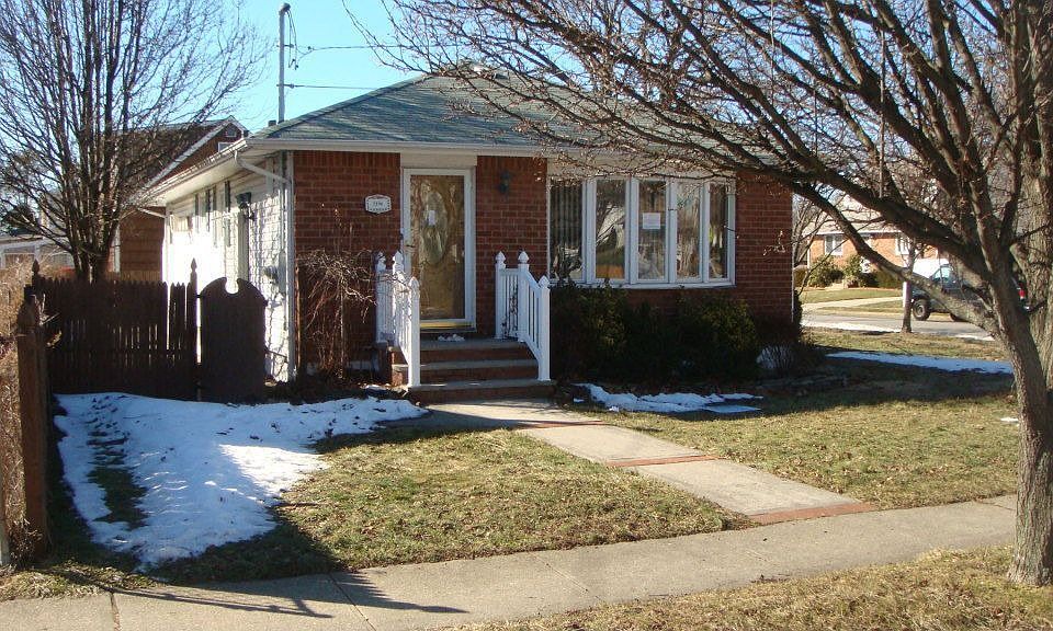 1st image of 2190 Seaford Ave