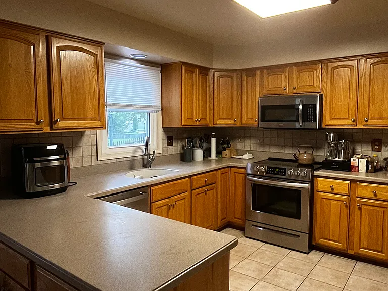 13699 Southernwood Ct — Photo 22