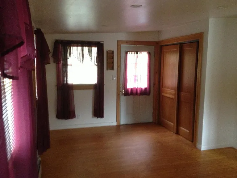 8 Nashua Rd — Photo 11