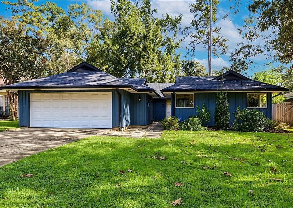 1st image of 147 Woodside Dr