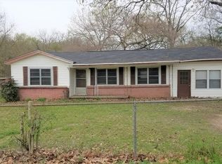 230 Ivey Rd, Lufkin, TX 75904