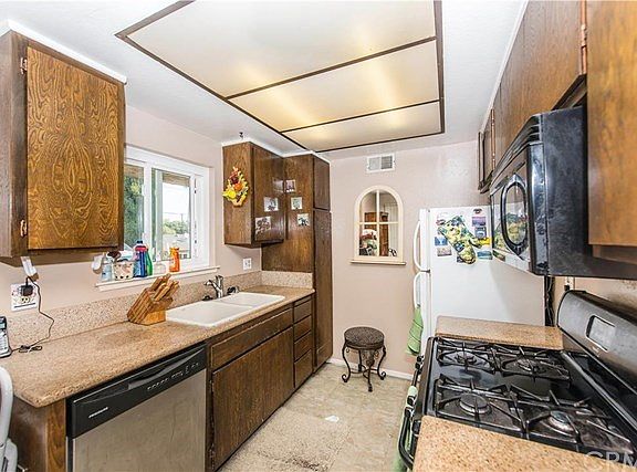 2nd image of 2323 Joana Dr #4
