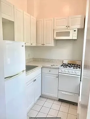 Rented by Oxford Property Group | media 11