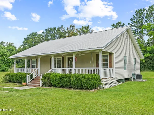 14 Rosewood Dr, Mc Henry, MS 39561