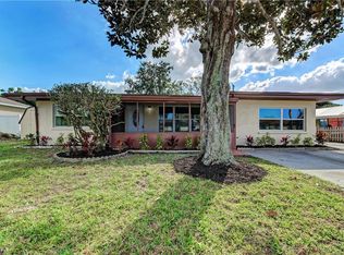 519 47th St W, Palmetto, FL 34221