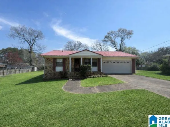 3363 Crescent Dr, Bessemer, AL 35023