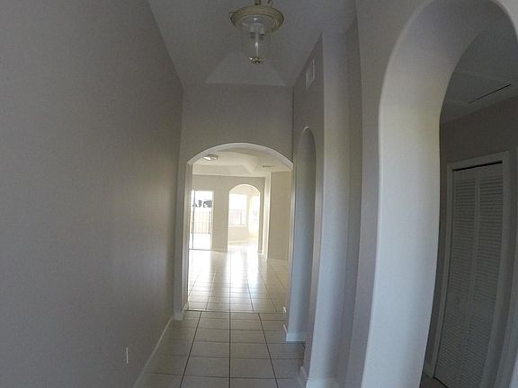 3rd image of 11270 NW 48th Ter