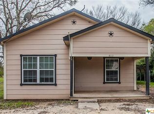 802 Golf Course Rd, Gatesville, TX 76528