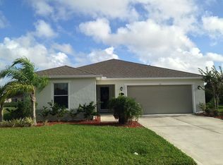 121 Logenberry Ct, Daytona Beach, FL 32124