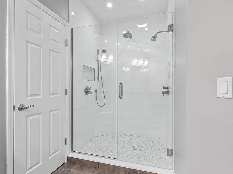 2056 Windward Way — Photo 18