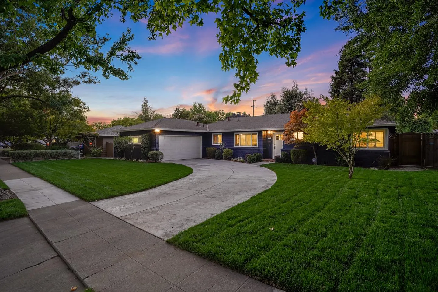 1175 Denise Way photo 1