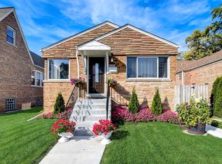 6104 W Fletcher St, Chicago, IL