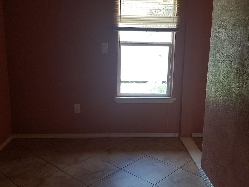 1st image of 1534 W Rosewood Ave #1