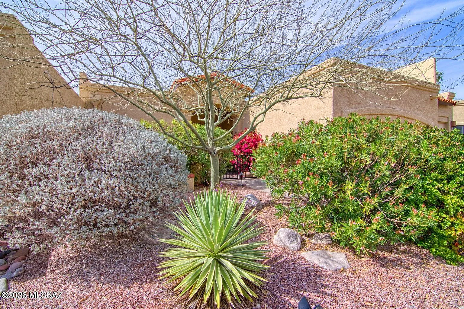 3 bed, 2.5 bath, 1561 sqft, $3,400 — Photo 4