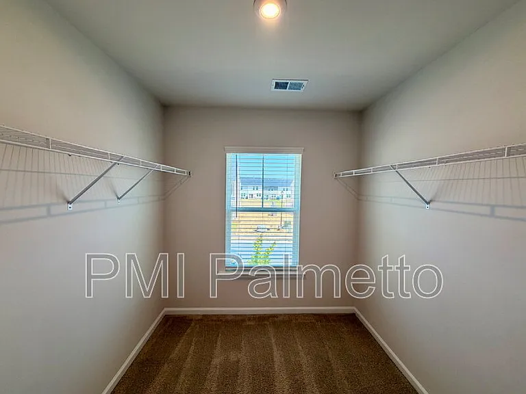 1074 Cornelia St — Photo 17