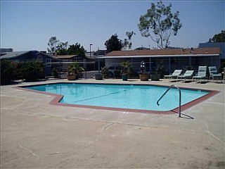 4th image of 211 N Citrus Ave Space 60