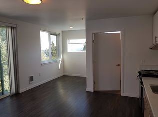 Hamilton, Seattle, WA 98122